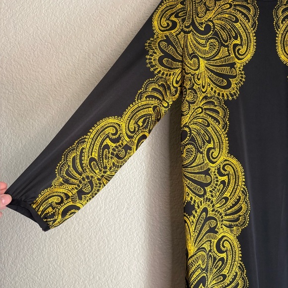 Juicy Couture Sz 2 Black Yellow Back Zip Polyester Sheath Dress - Picture 5 of 6